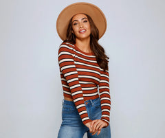 Trendsetting Babe Cropped Sweater